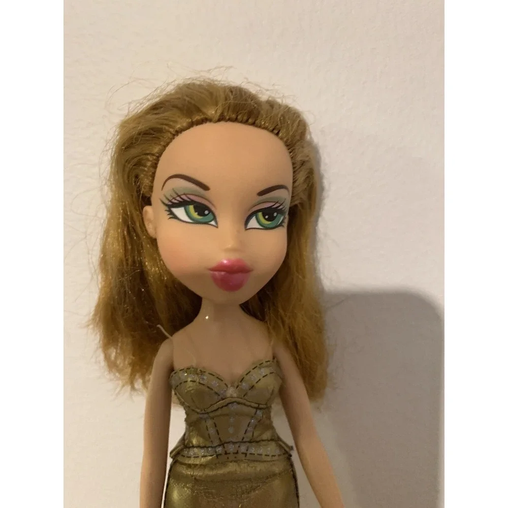 Vintage Bratz Meygan Doll With‎ Gold Dress & Heels